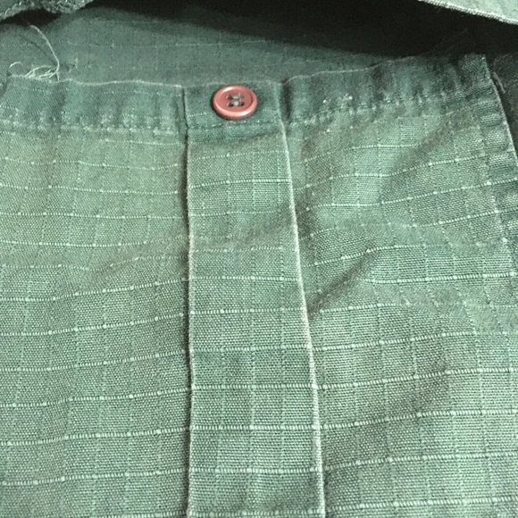 #66 Cabela's Outdoor Hiking Men's Green Button Down Long Sleeves Fishing Shirt - Picture 3 of 9